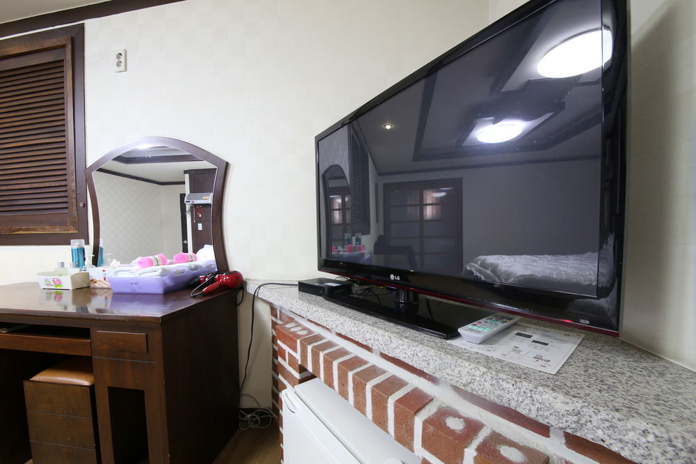 Bali Motel แทจ็อน ภายนอก รูปภาพ
