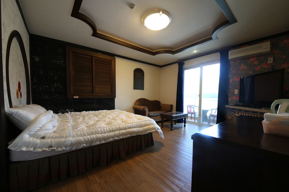 Bali Motel แทจ็อน ภายนอก รูปภาพ