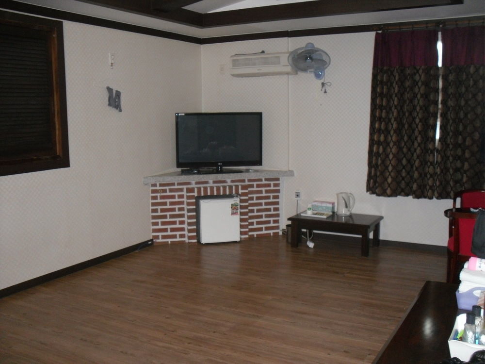 Bali Motel แทจ็อน ภายนอก รูปภาพ